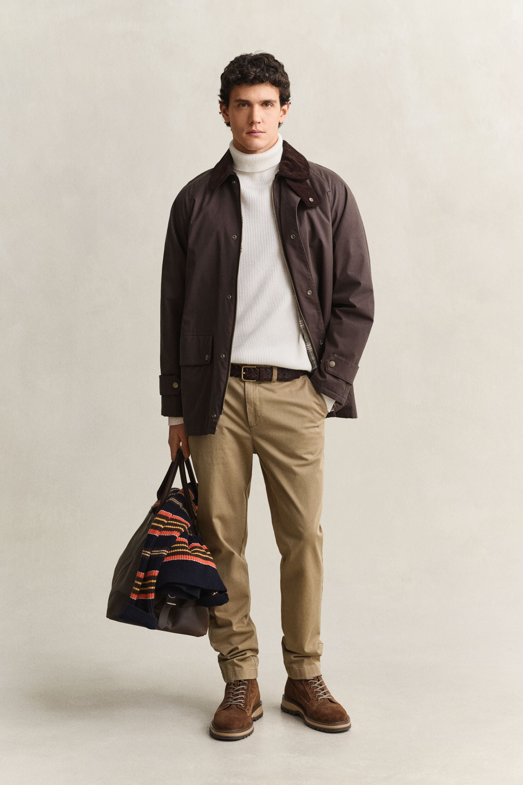Calças chino confortáveis slim fit