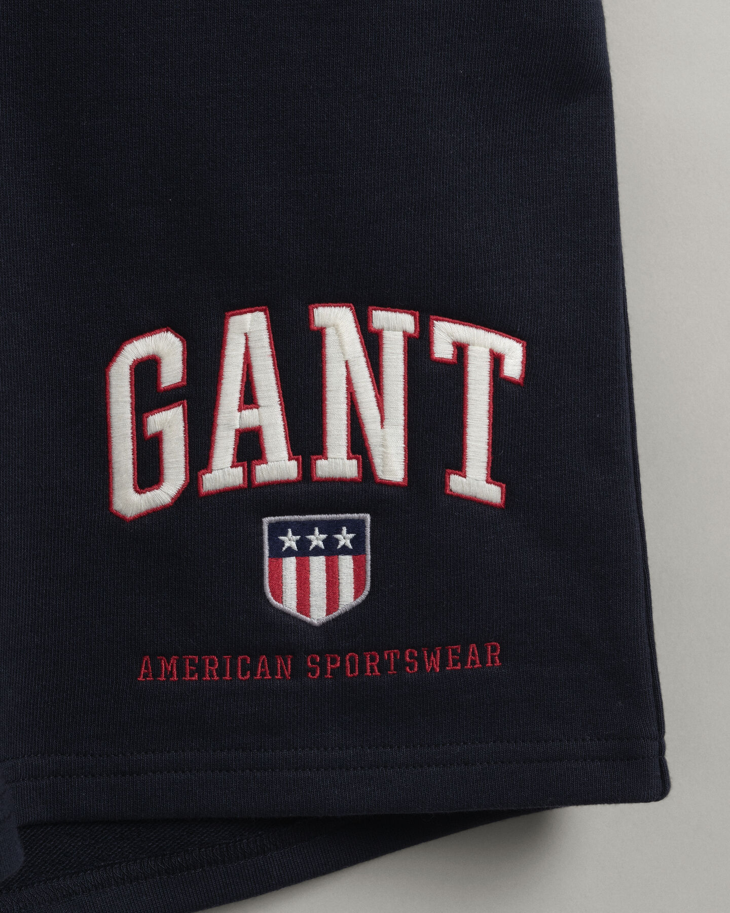 Cal&ccedil;&otilde;es desportivos Retro Shield