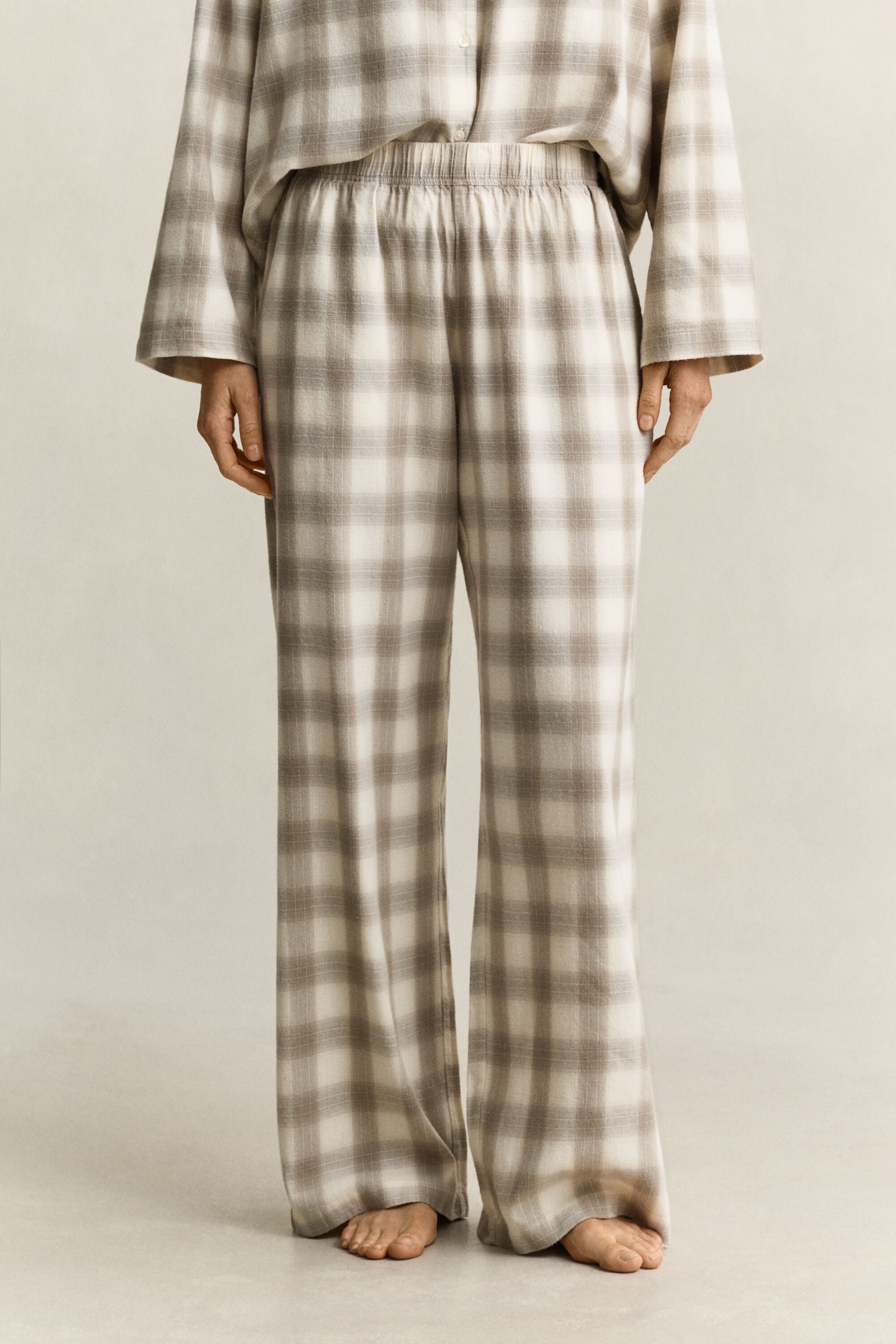 Pijama de flanela com padrão de xadrez