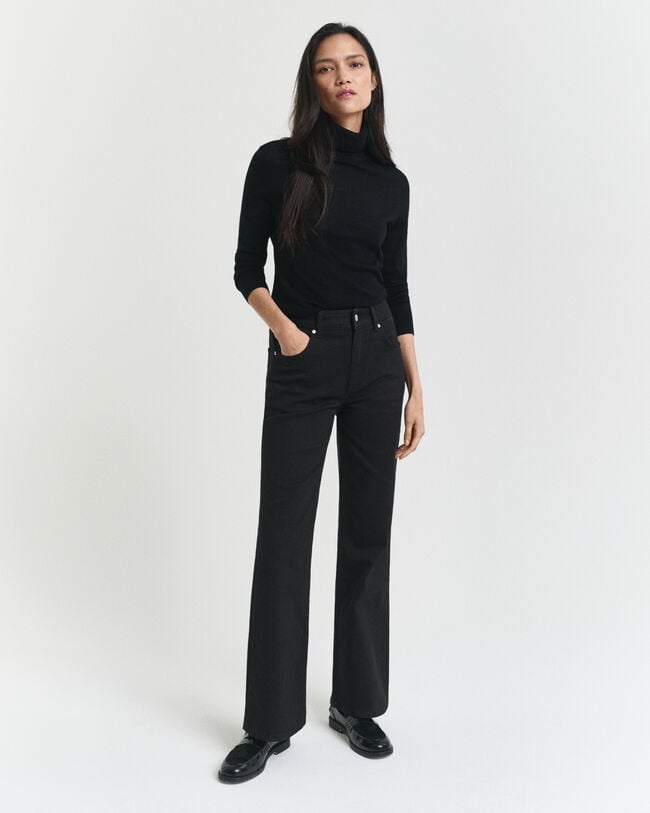 Calças de ganga pretas evasê slim fit