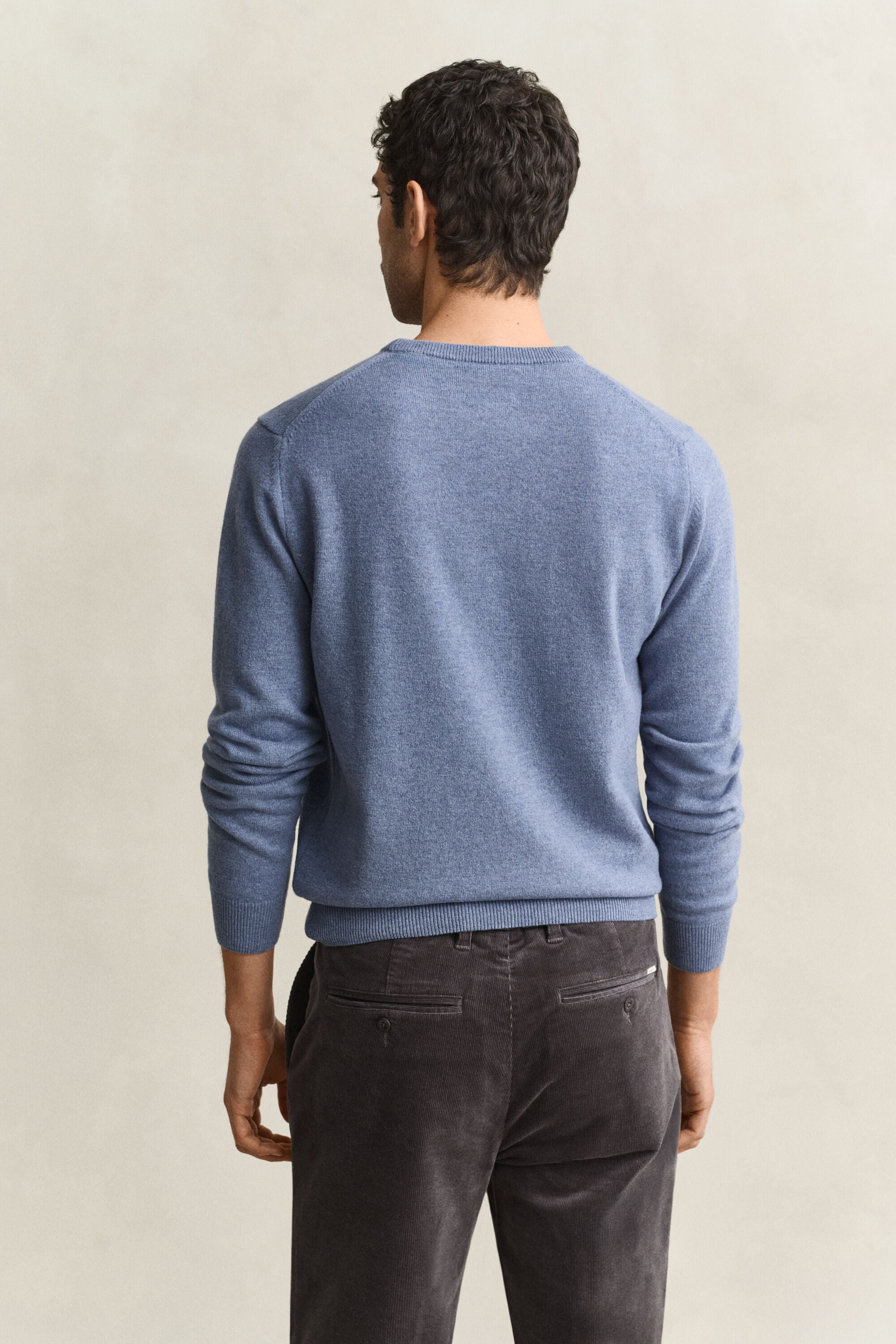 Camisola de malha com decote redondo em lã
