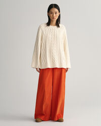 Cal&ccedil;as em bombazina com perna larga e cintura subida