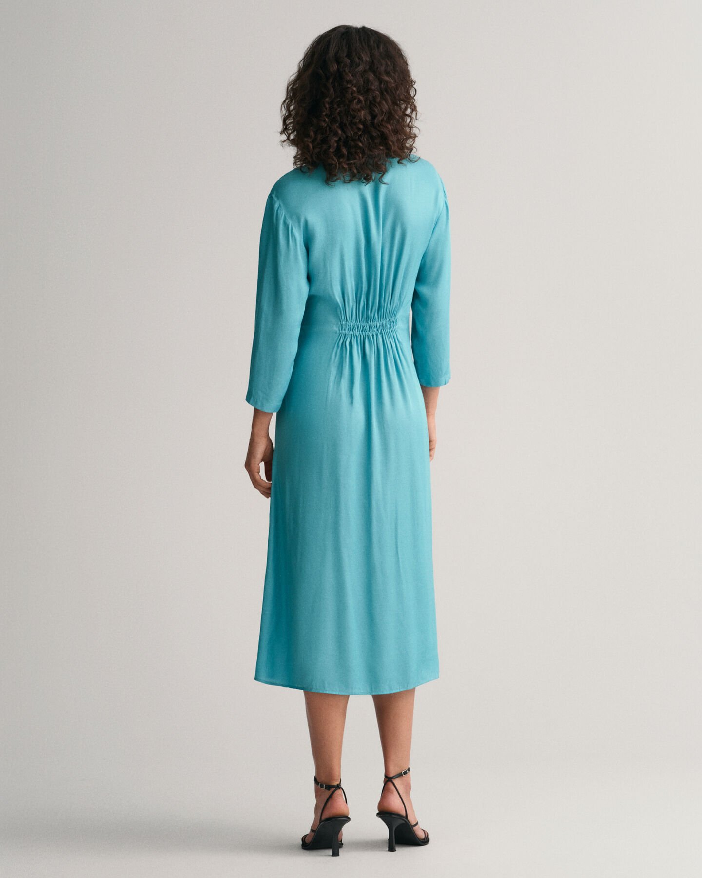 Vestido com franzidos