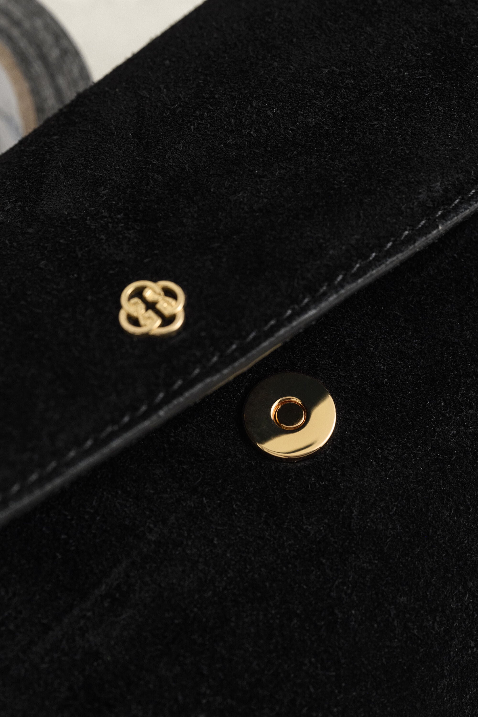Clutch de camurça