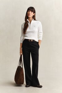 Camisola em malha entran&ccedil;ada com meio fecho de correr