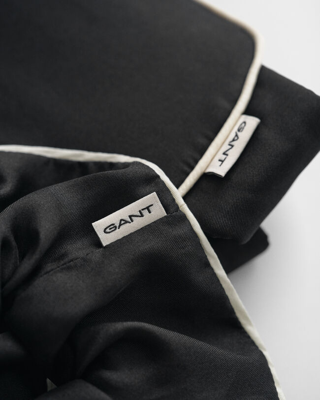 Conjunto de oferta com máscara para dormir e scrunchie em seda