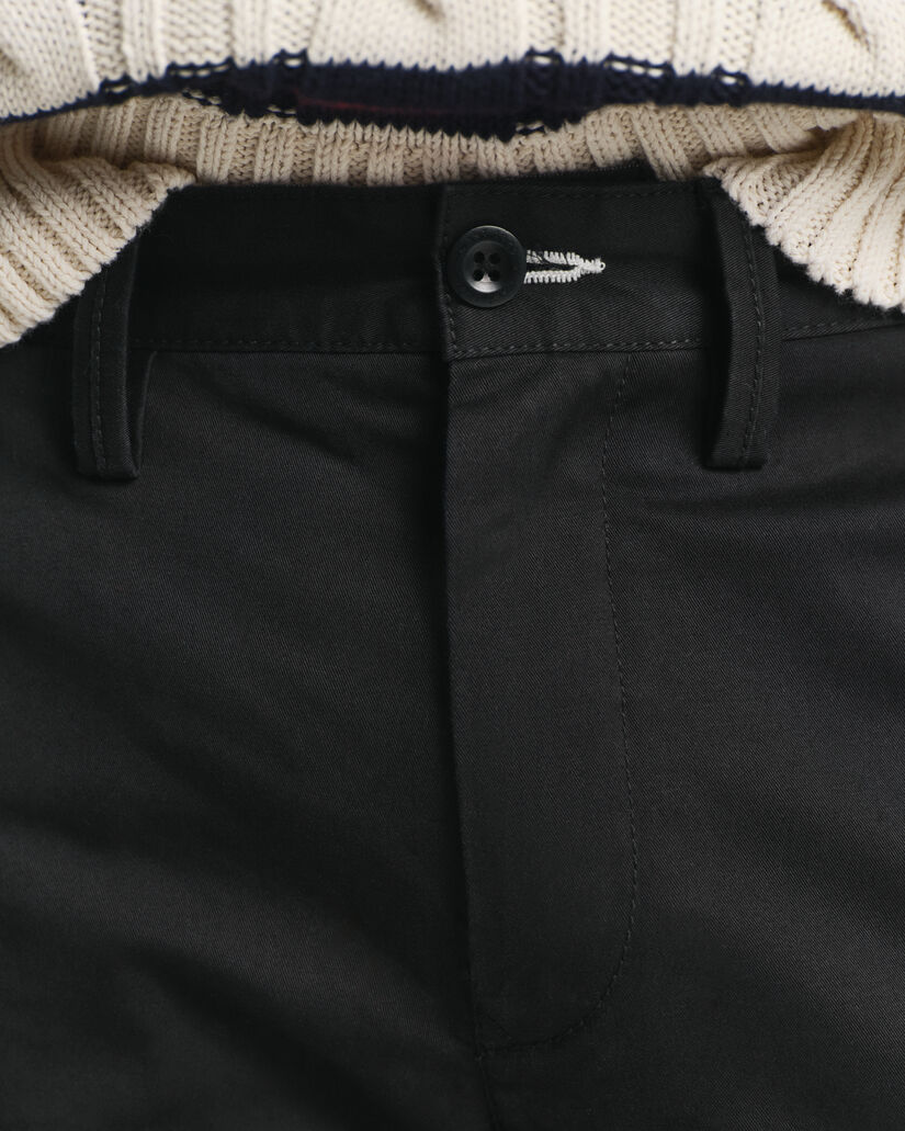 Calças chino em sarja slim fit