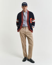 Calças chino em sarja regular fit