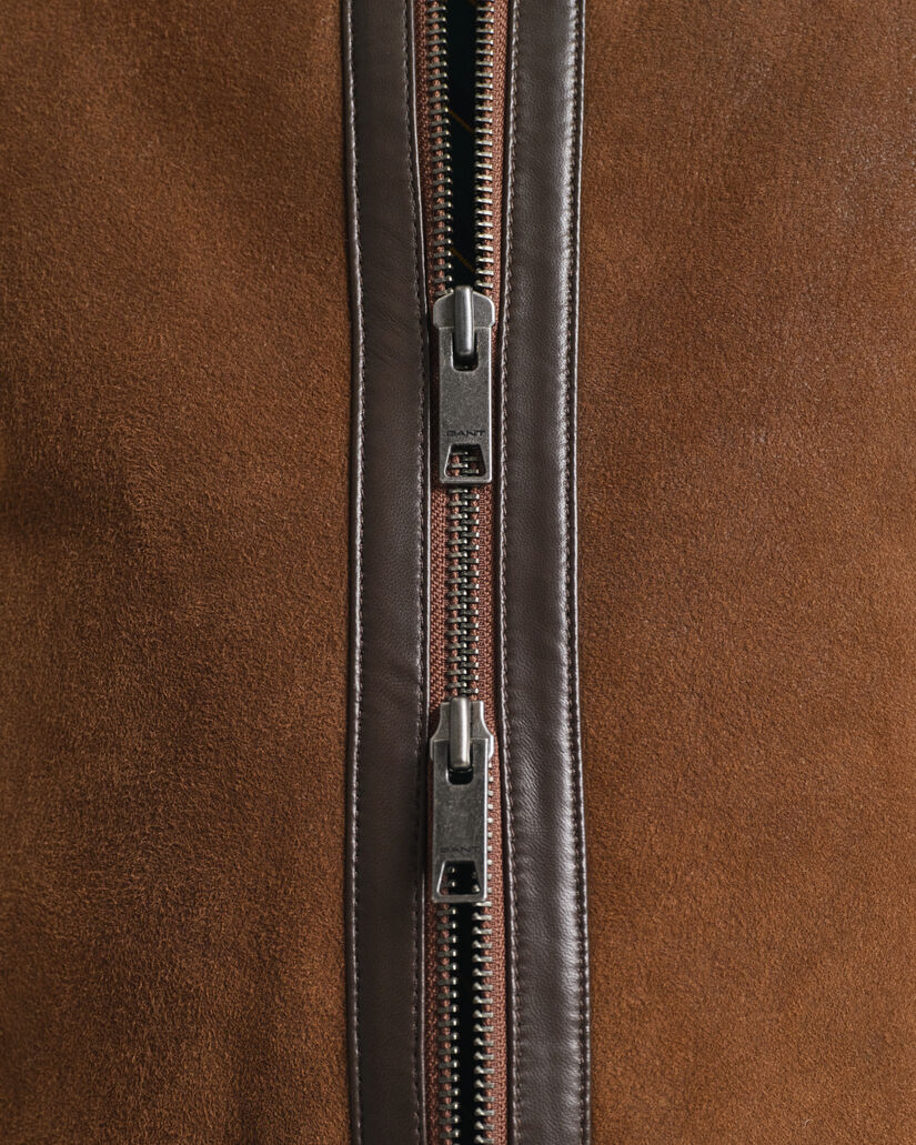 Casaco forrado com lã de carneiro