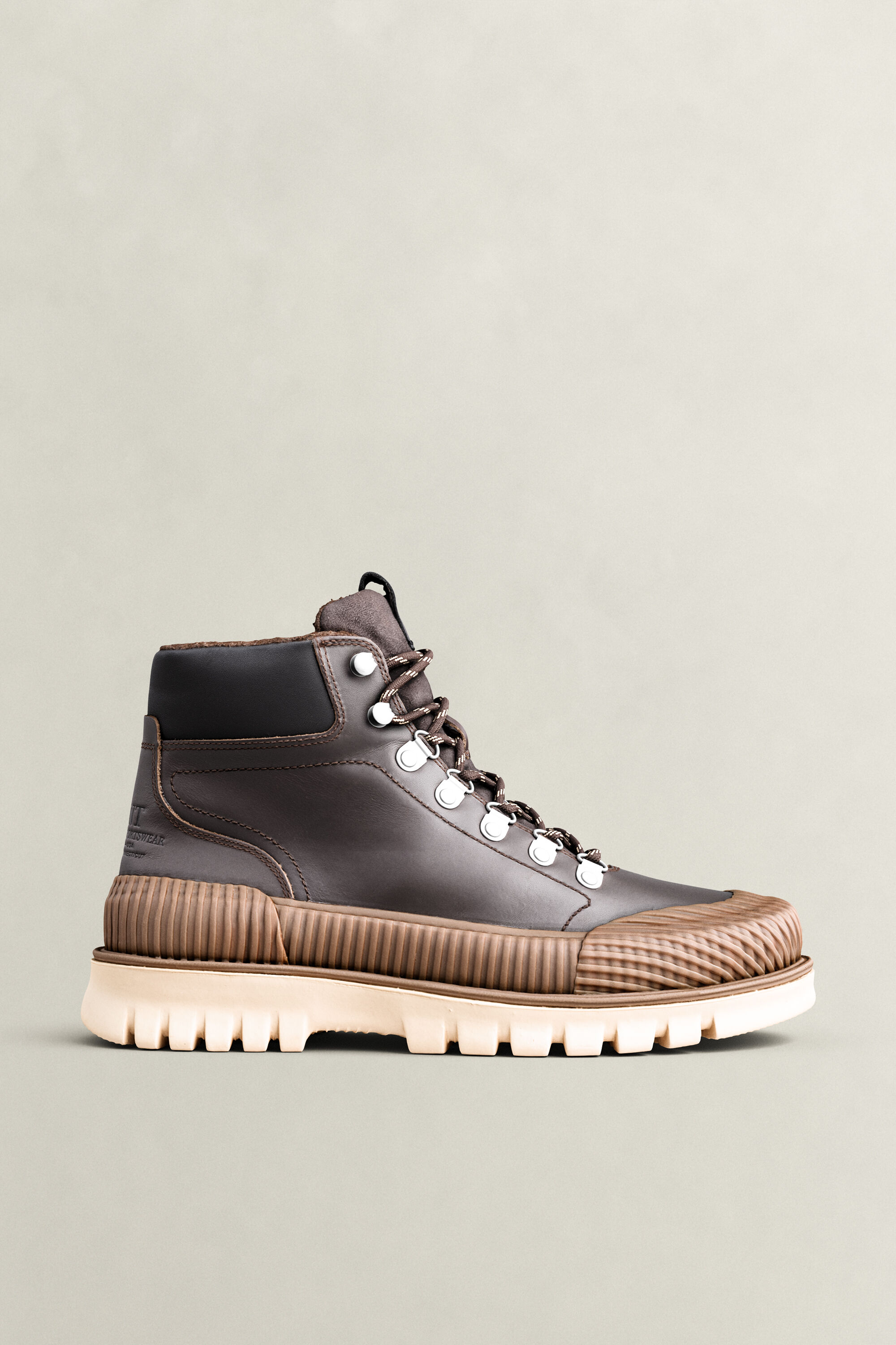 Botas em pele Nebrada
