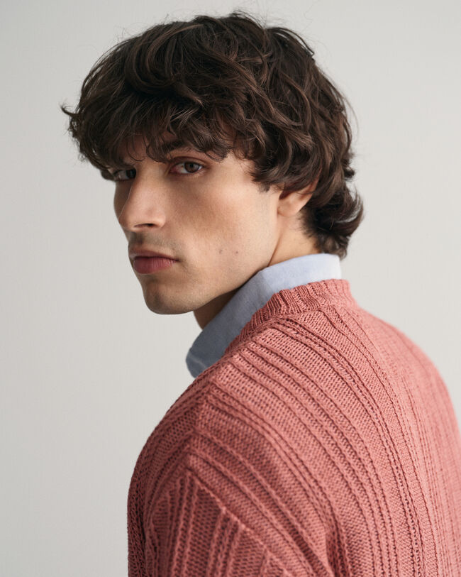 Camisola em malha de seda e linho com decote redondo