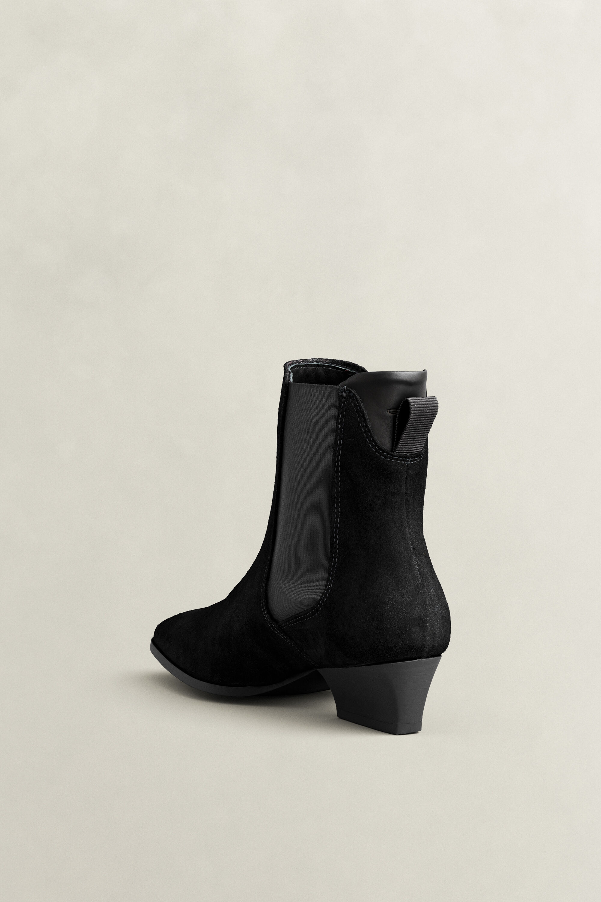 Botas Chelsea em camurça Bassotte