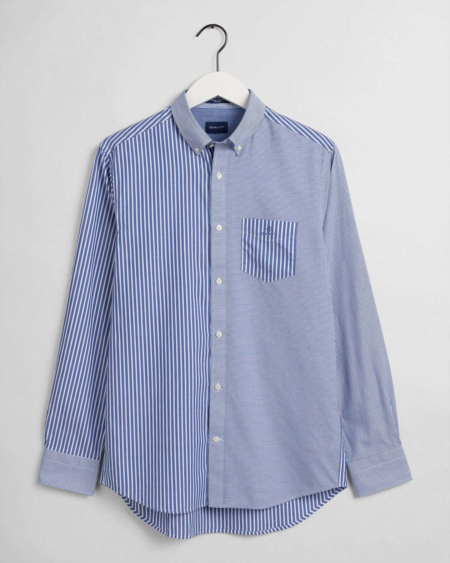 Camisa com diversos pain&eacute;is regular fit