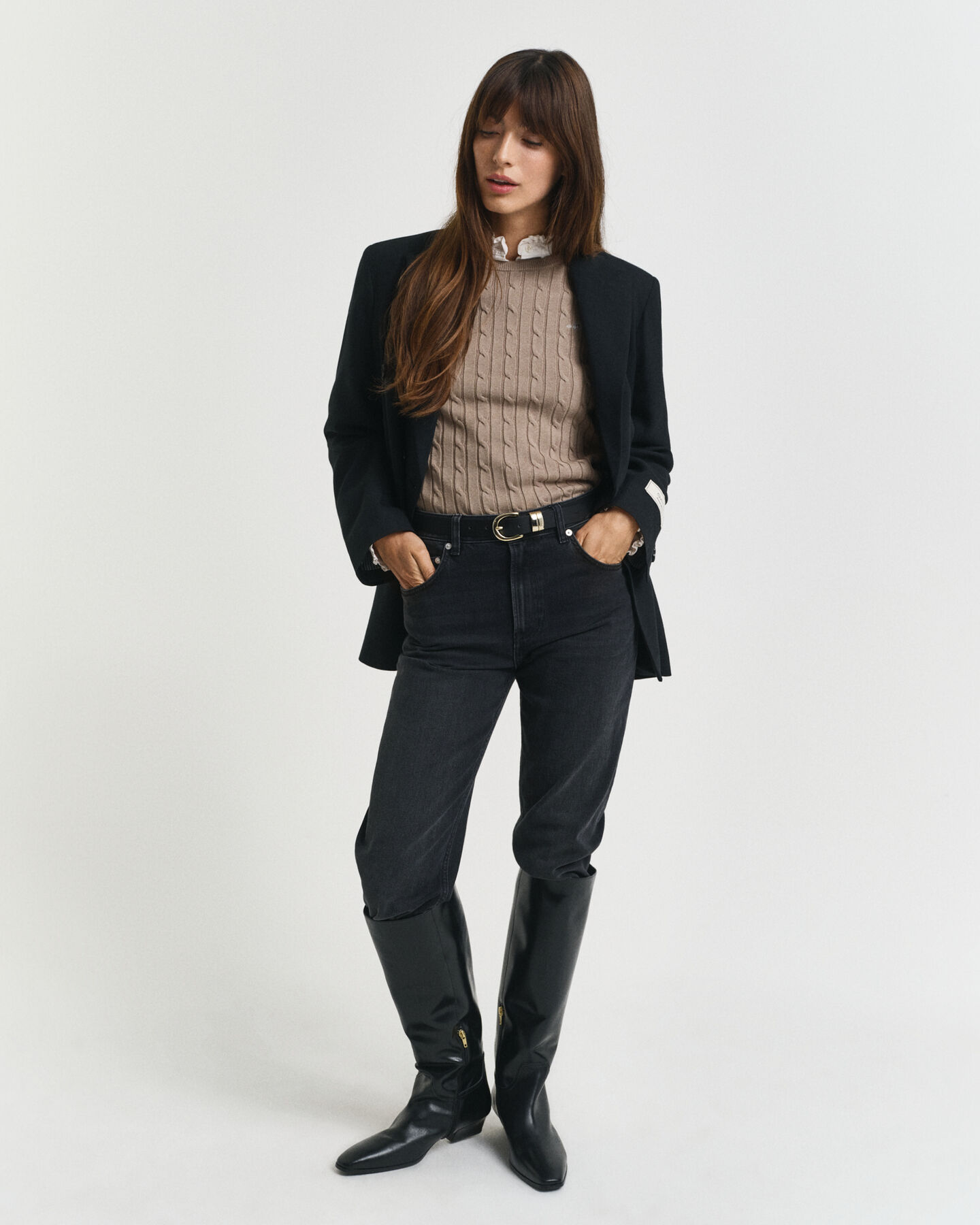 Camisola de malha entrançada com decote redondo em algodão com elastano