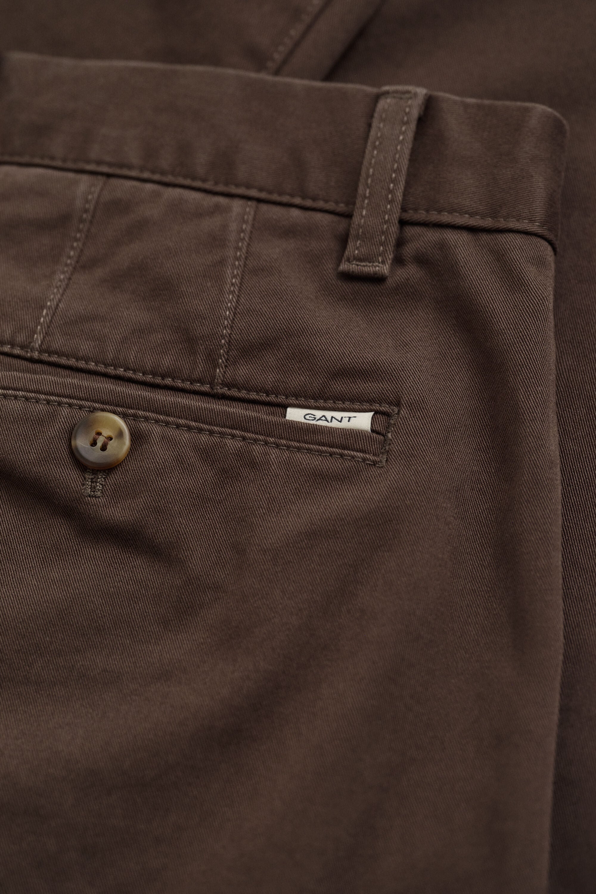 Calças chino confortáveis regular fit