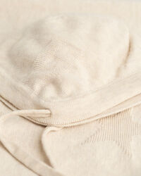 Conjunto de oferta com gorro e manta Baby