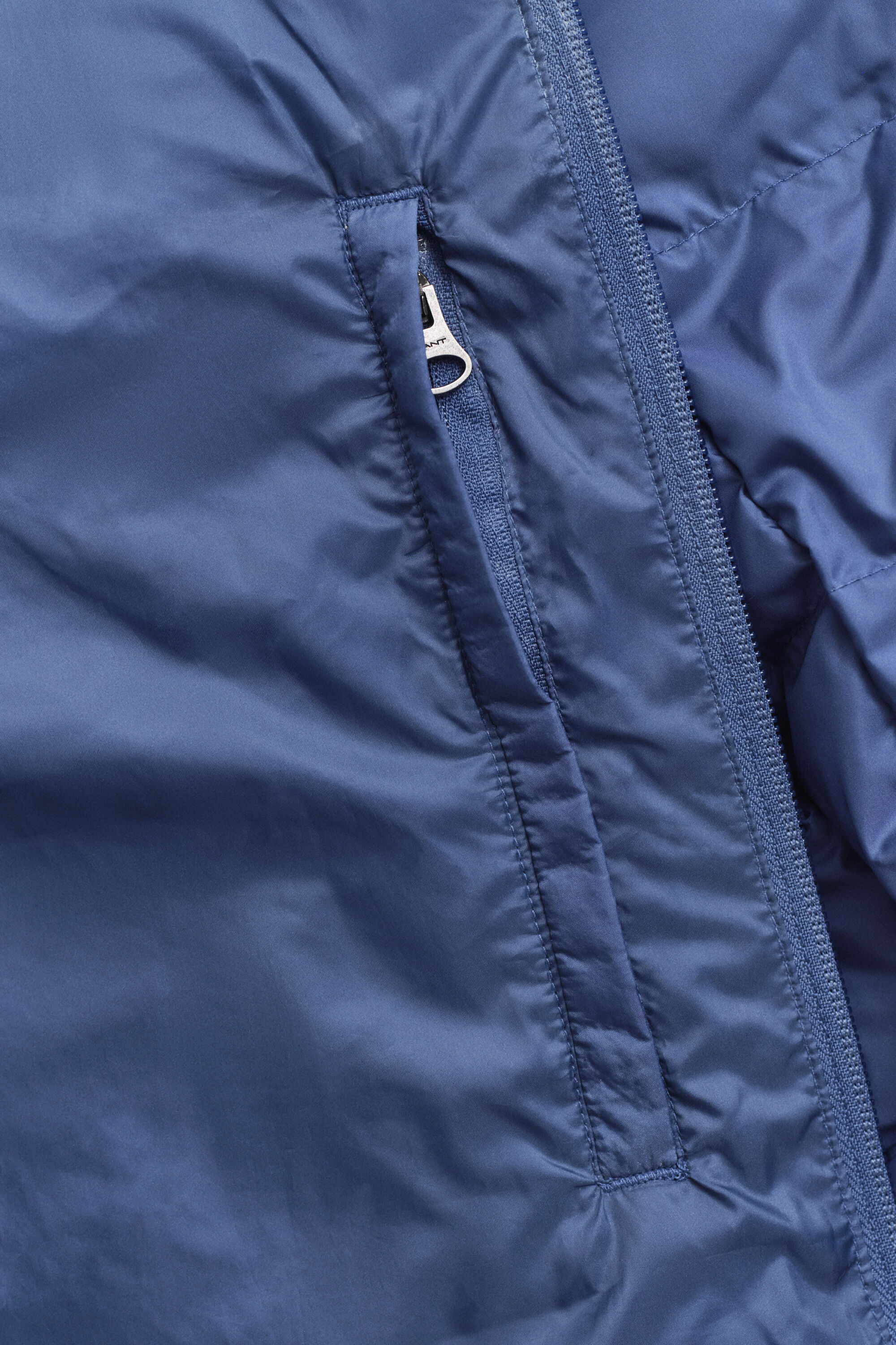 Blusão de penas leve