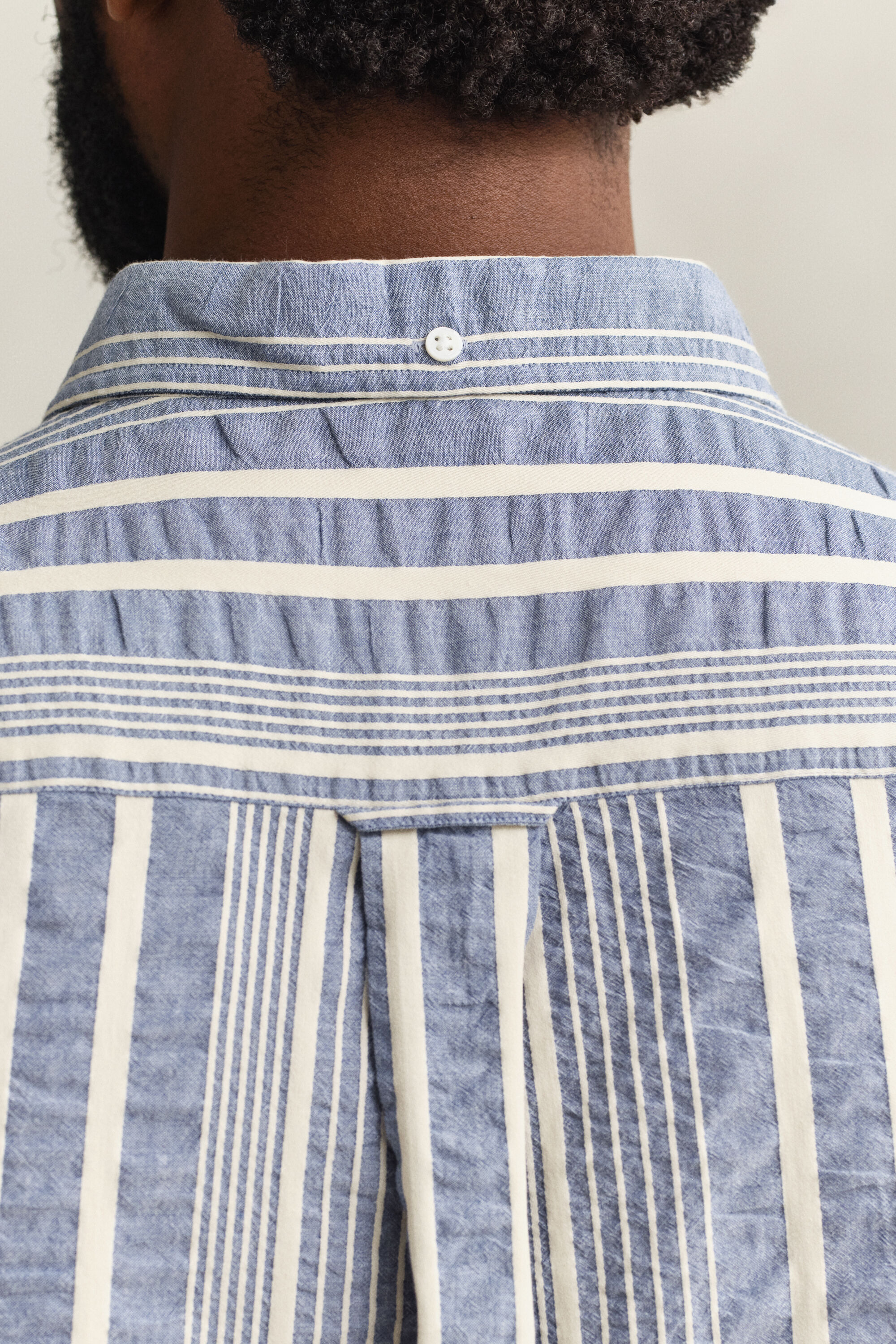 Camisa às riscas Seersucker relaxed fit