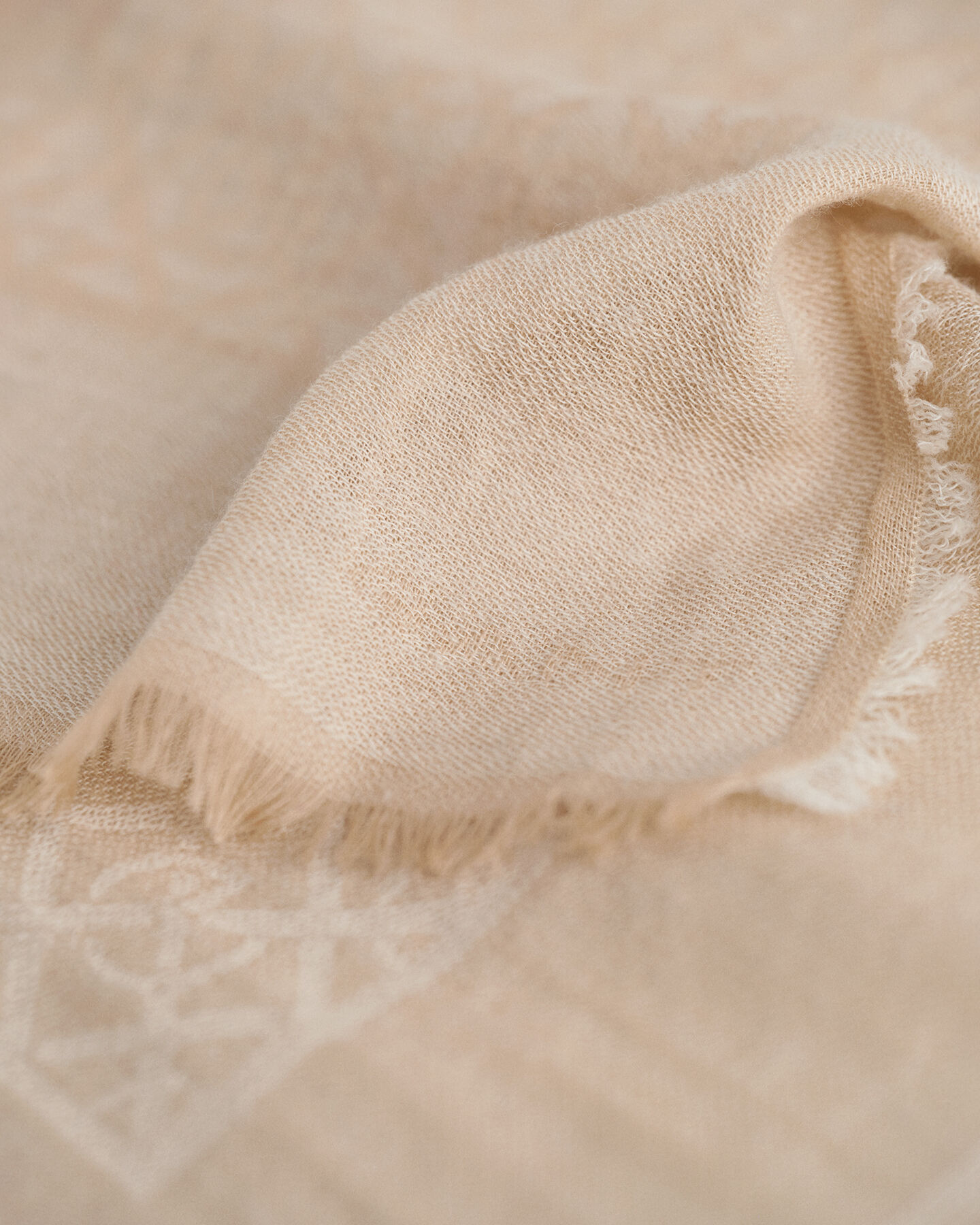 Cachecol leve G Patterned