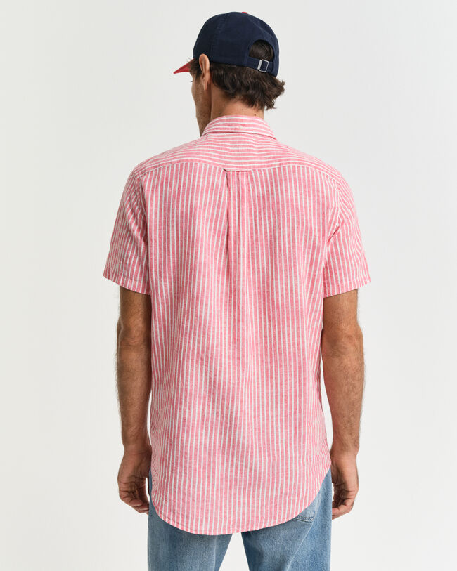 Camisa de manga curta em linho e algod&atilde;o &agrave;s riscas regular fit