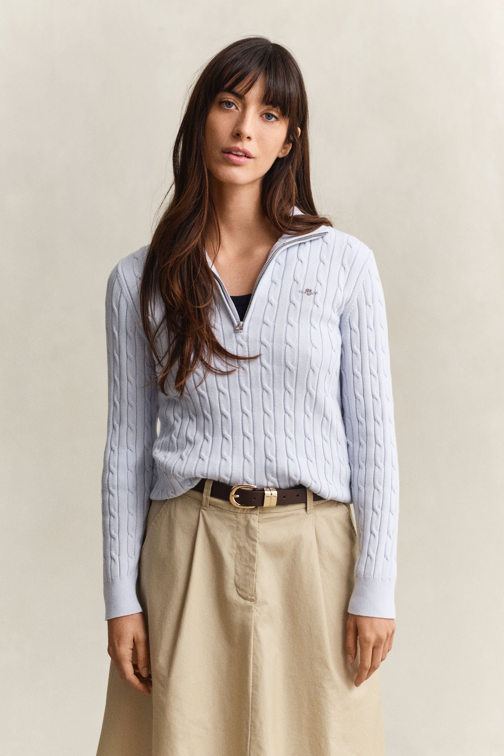 Camisola em malha entrançada com meio fecho de correr