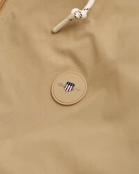 Casaco Windbreaker compactável leve