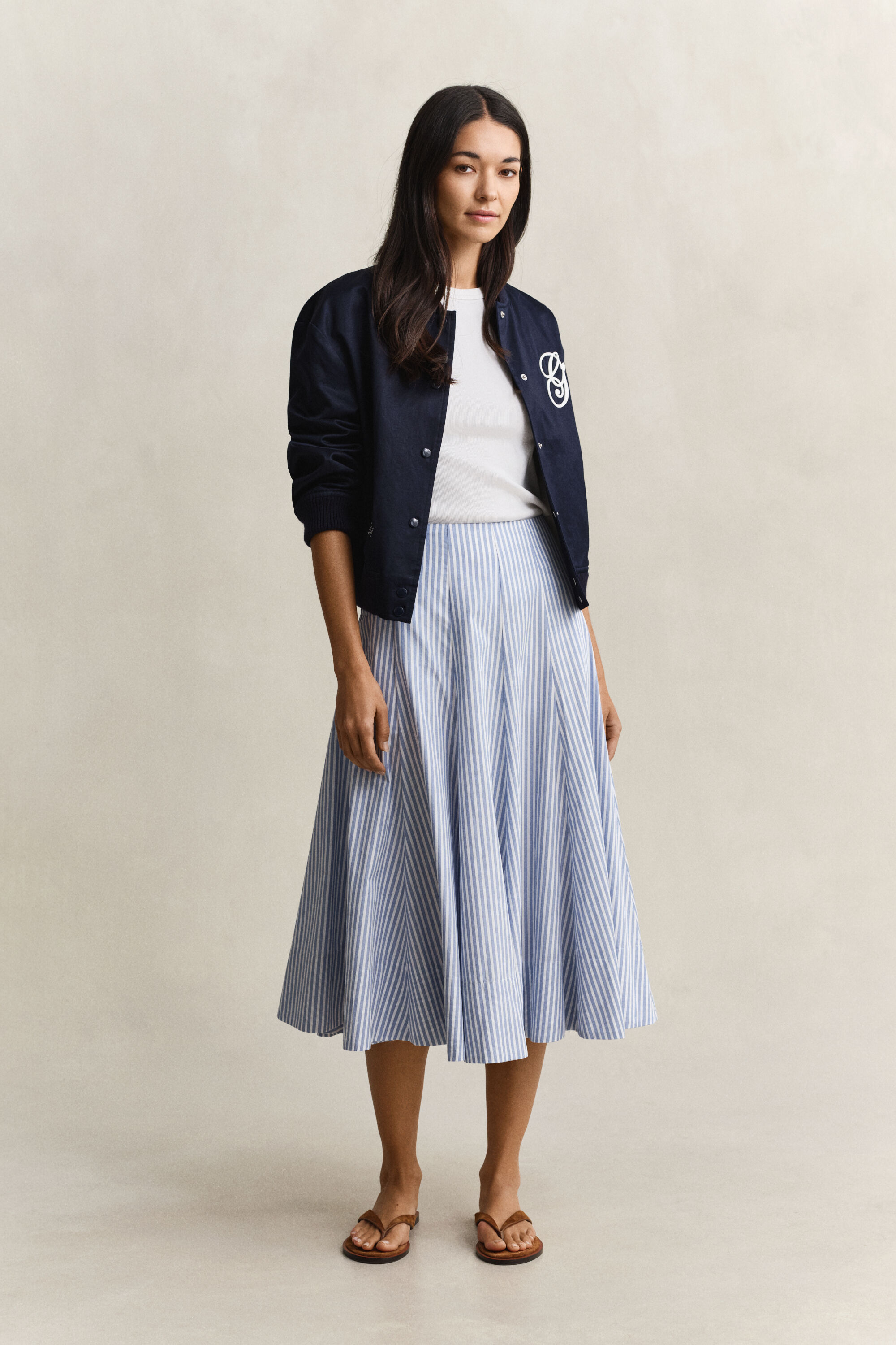 Saia de comprimento médio em algodão às riscas