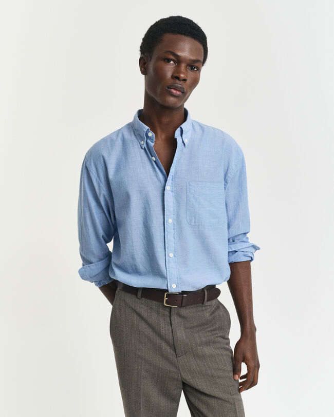 Camisa em chambray índigo relaxed fit