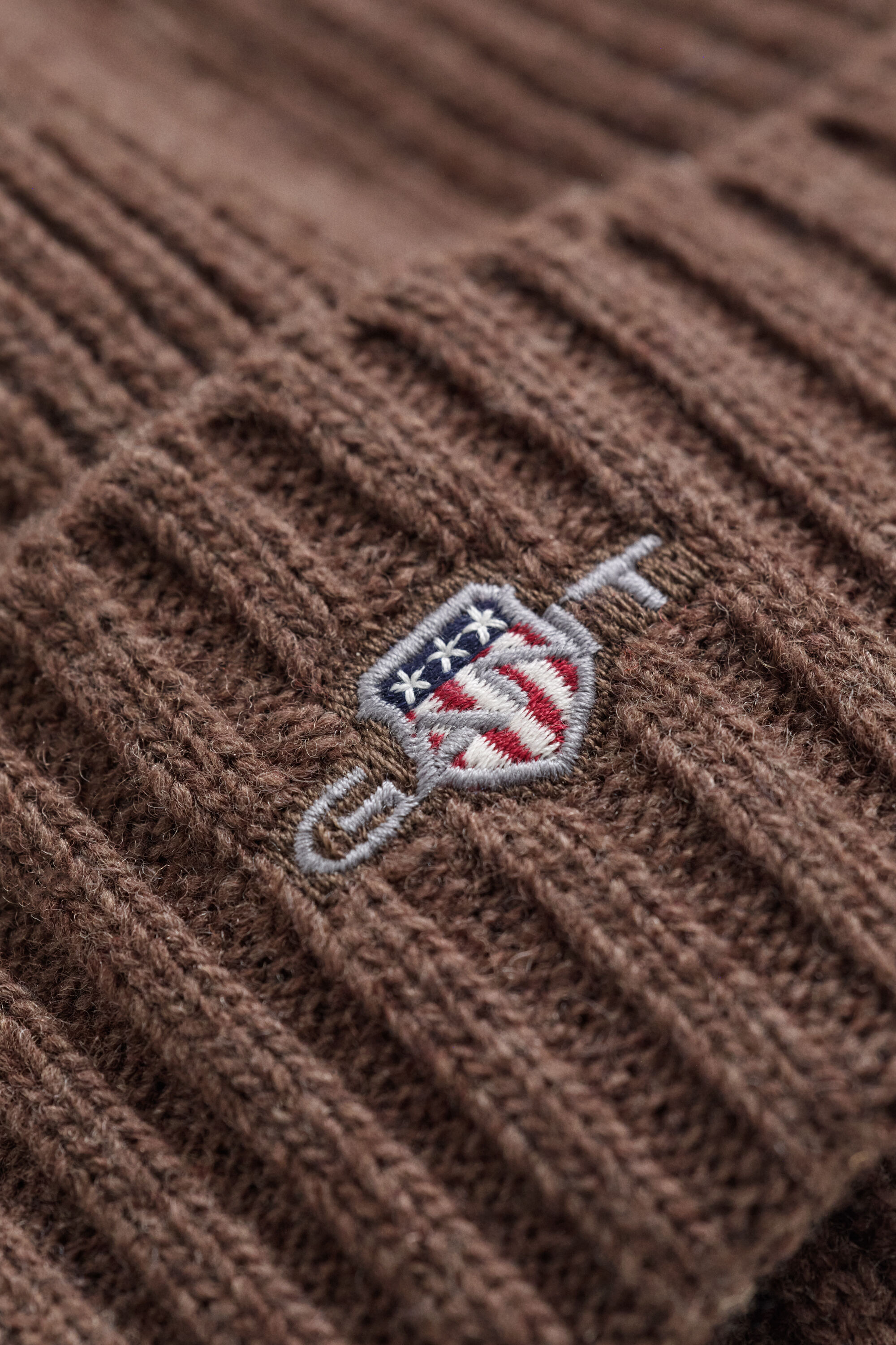 Gorro em lã Shield