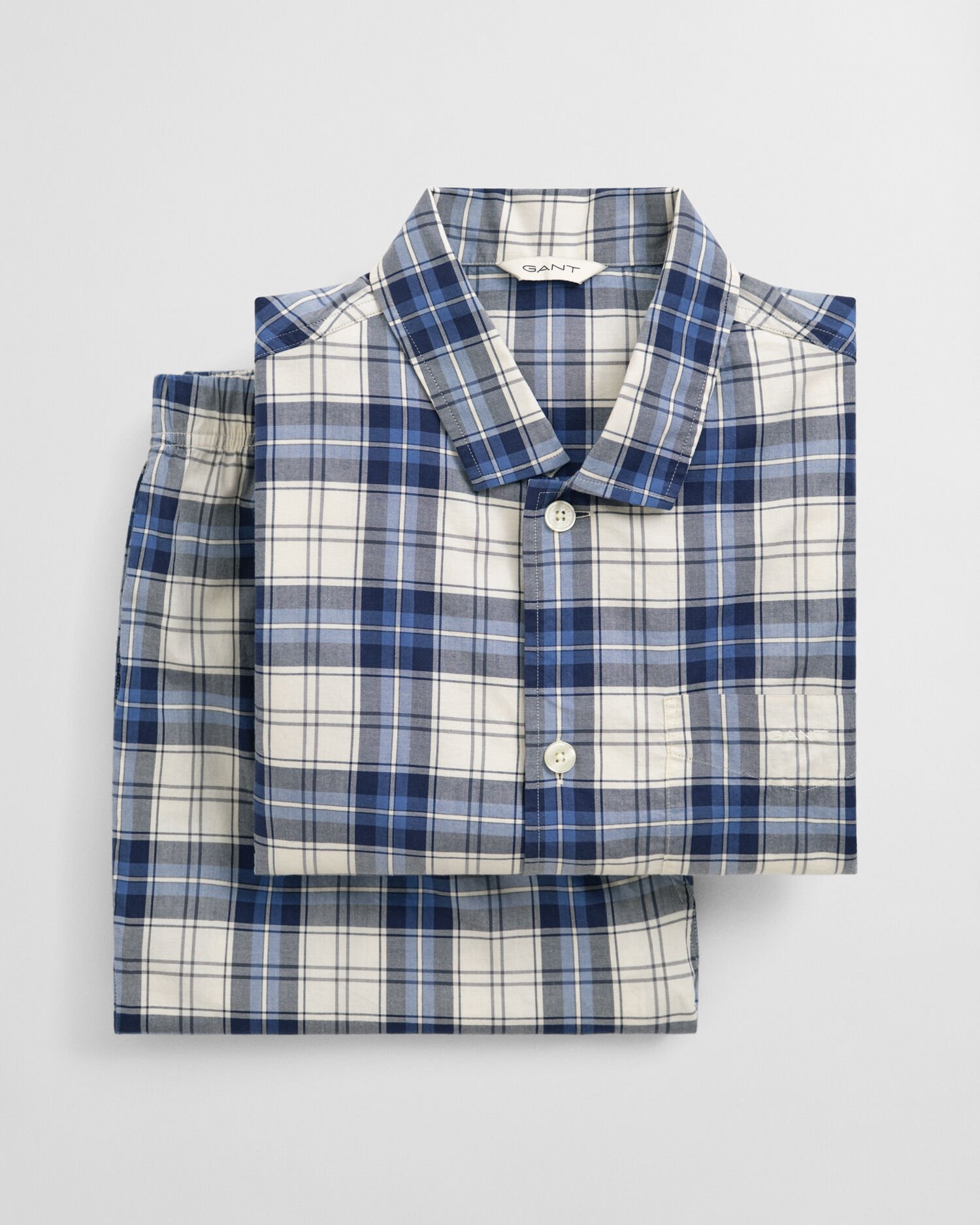 Pijama com padrão de xadrez