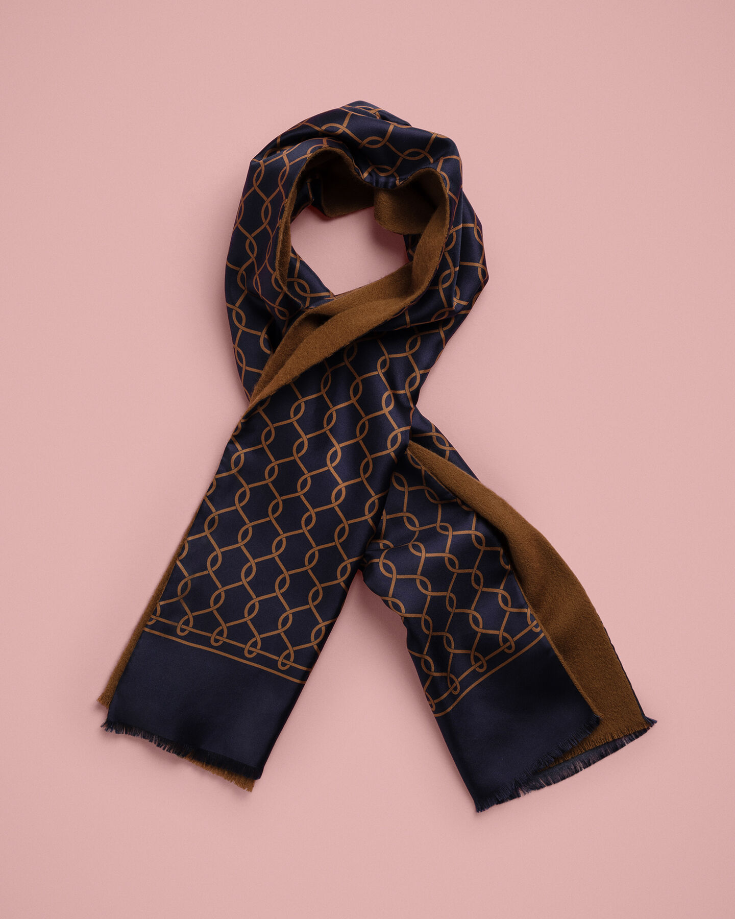 Cachecol de seda, l&atilde; e caxemira