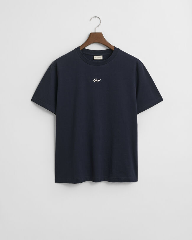 T-shirt com grafismo pequeno