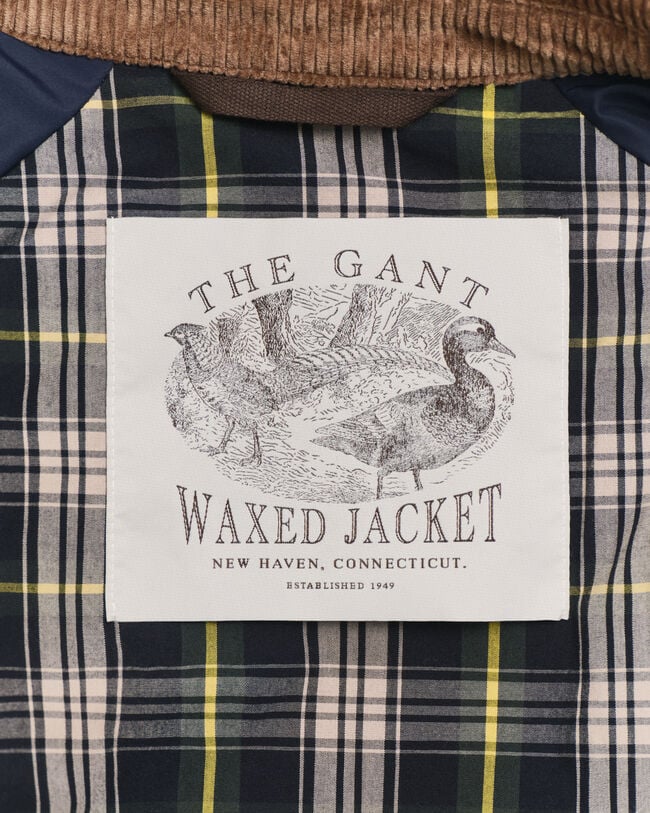 Casaco rústico com acabamento encerado