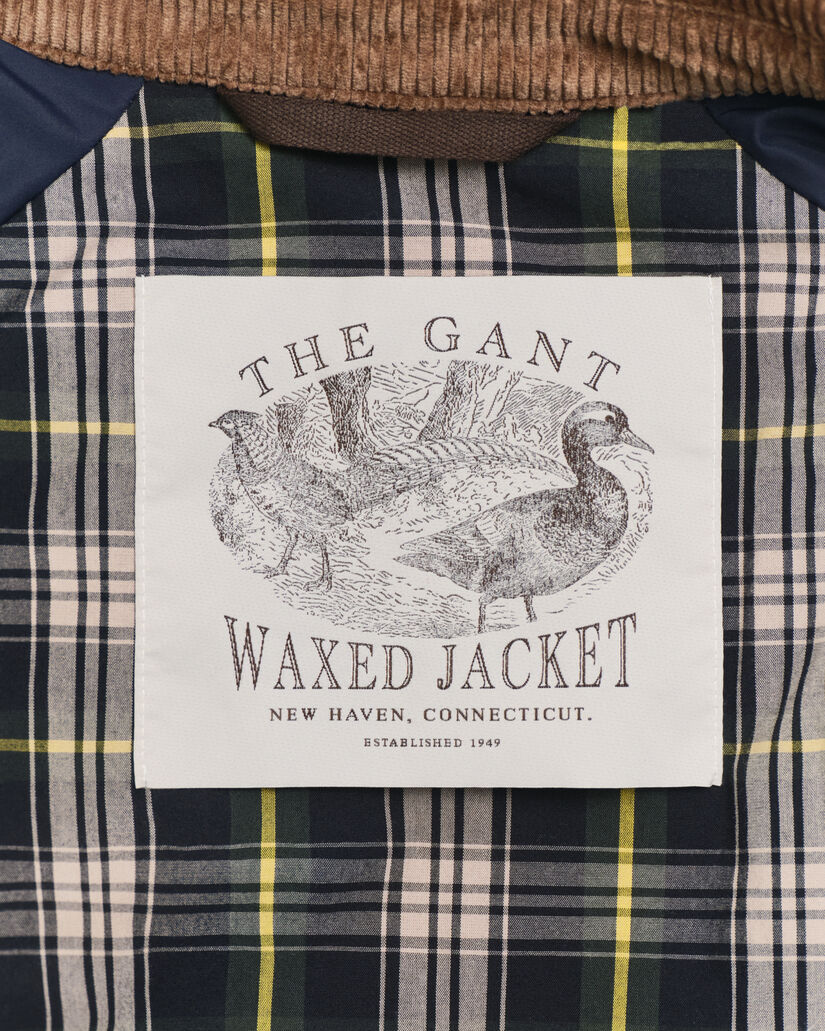 Casaco rústico com acabamento encerado