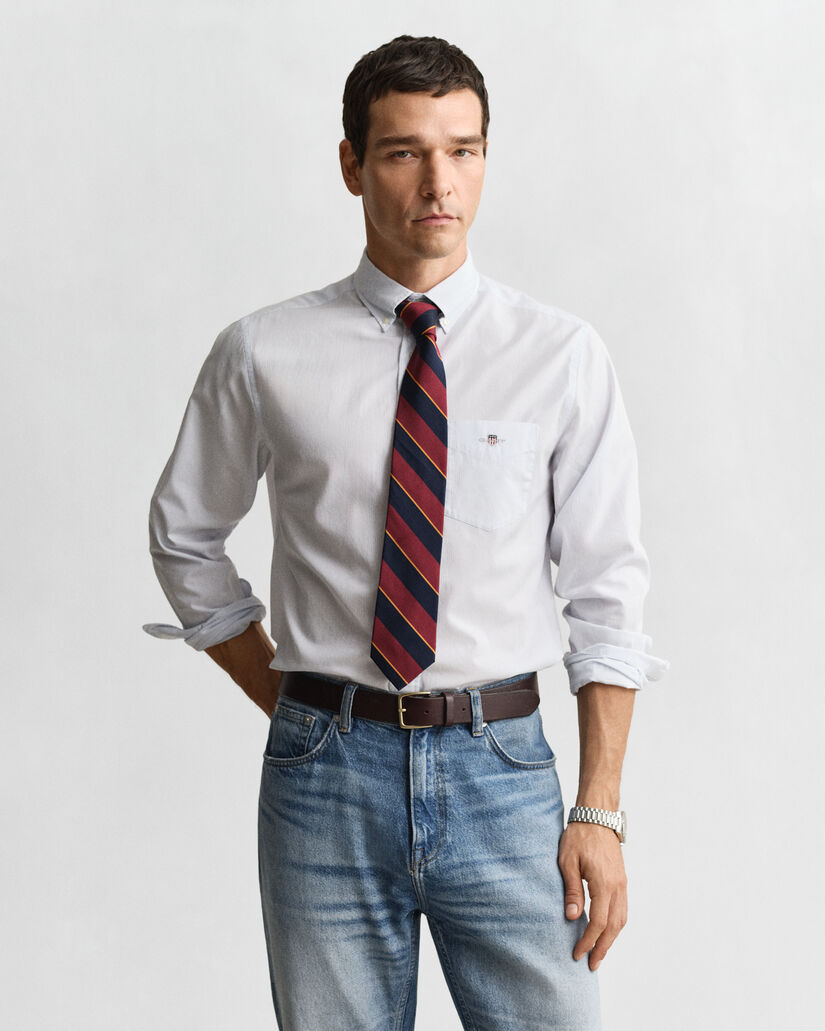 Camisa em popelina às riscas finas Classic regular fit