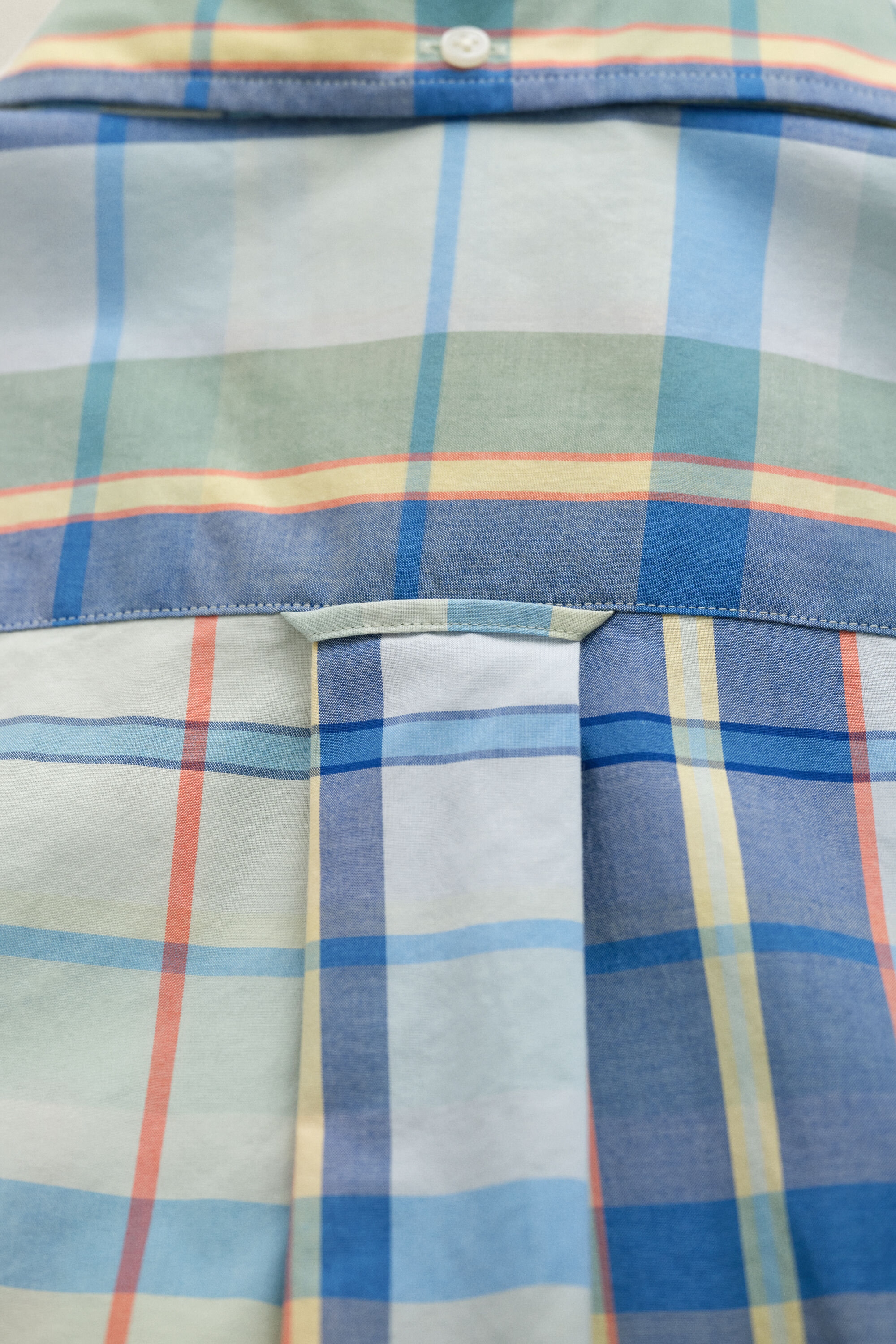 Camisa de popelina com padrão de xadrez