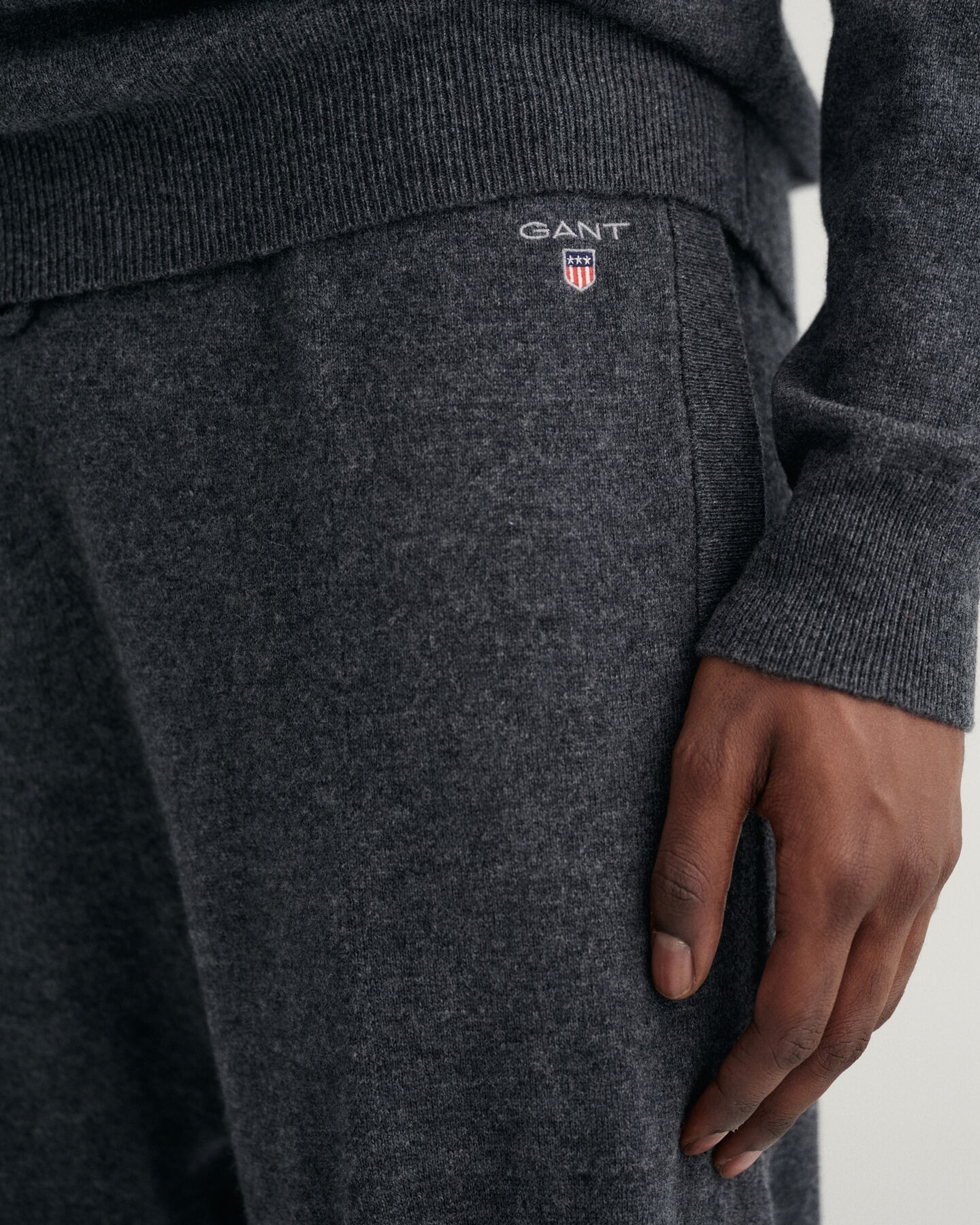 Calças desportivas em malha