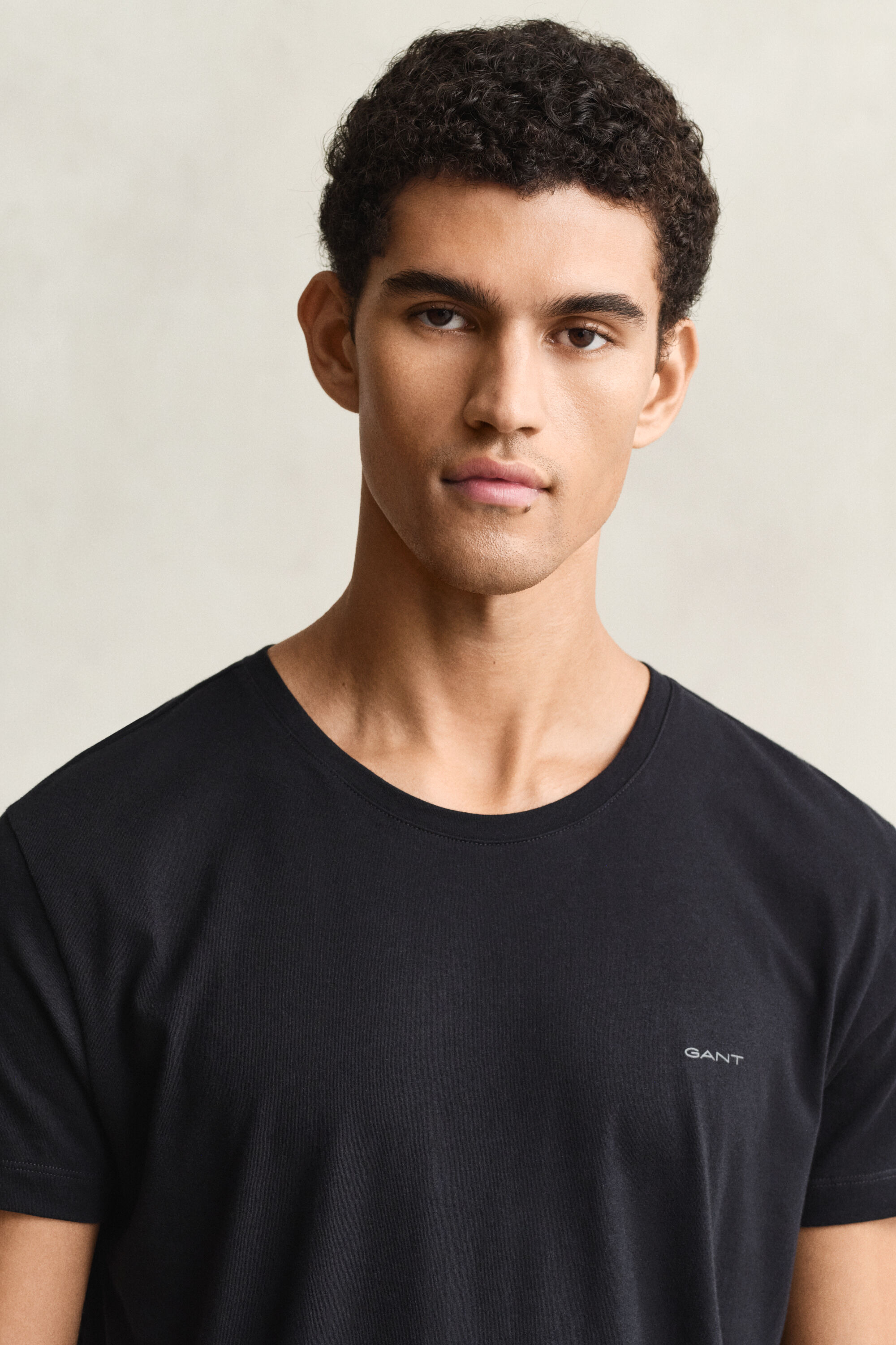 Pack de duas t-shirts com decote redondo