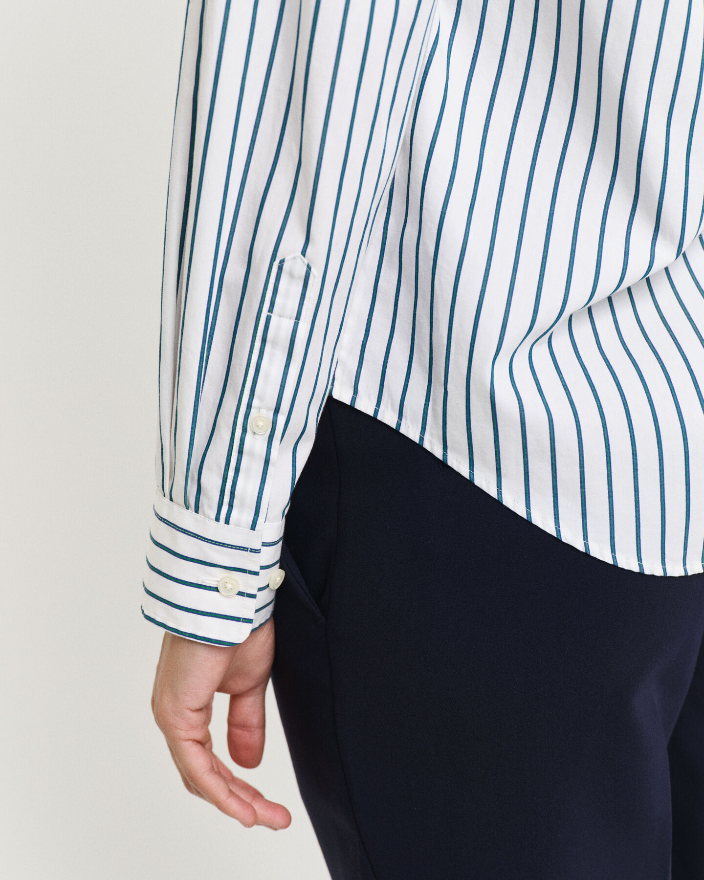 Camisa em popelina às riscas Classic regular fit