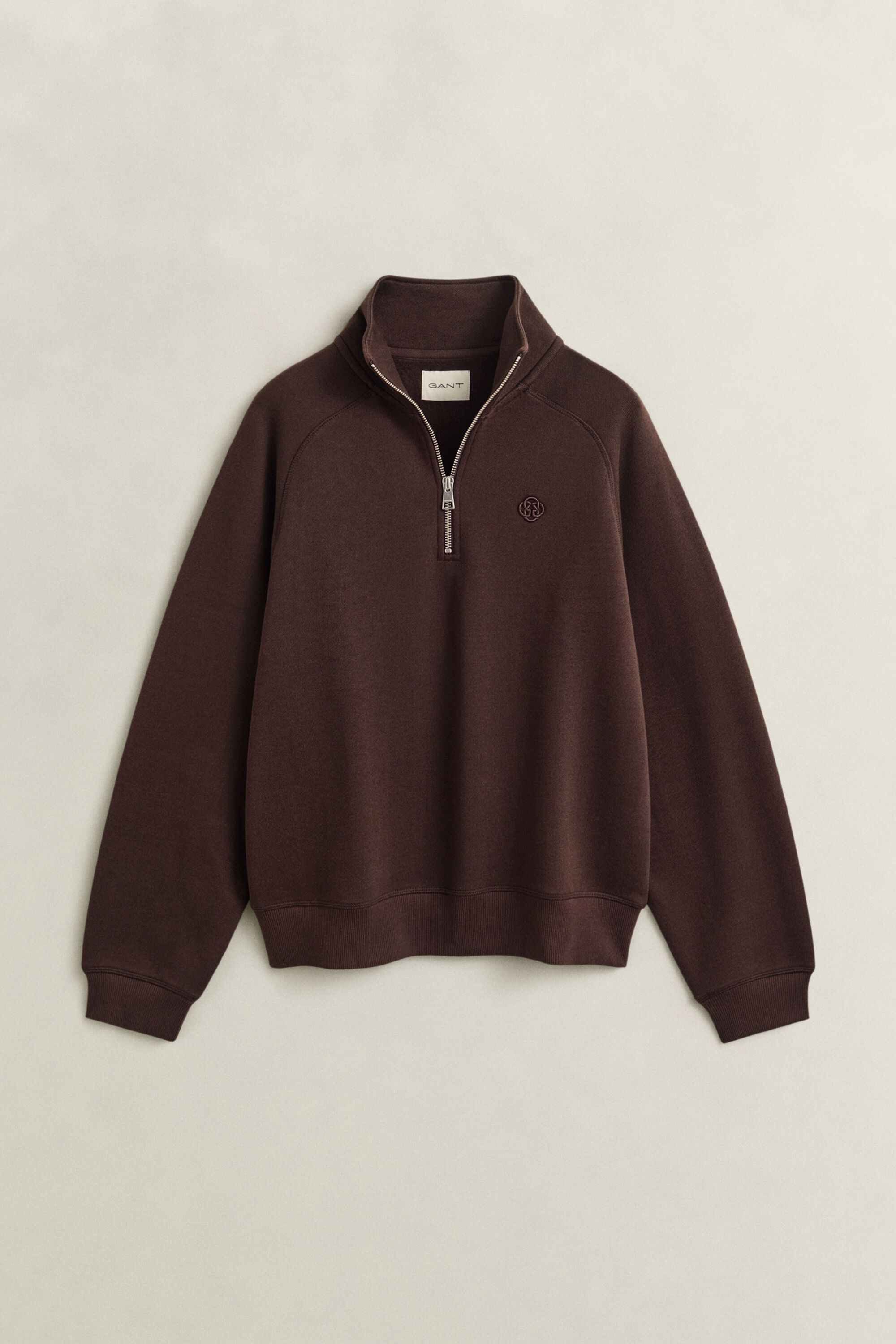 Sweatshirt com meio fecho bordada
