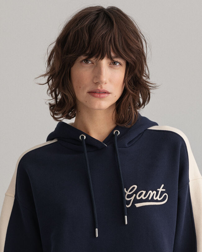 Sweatshirt com capuz e bloco de cor