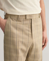 Calças formais com padrão de xadrez