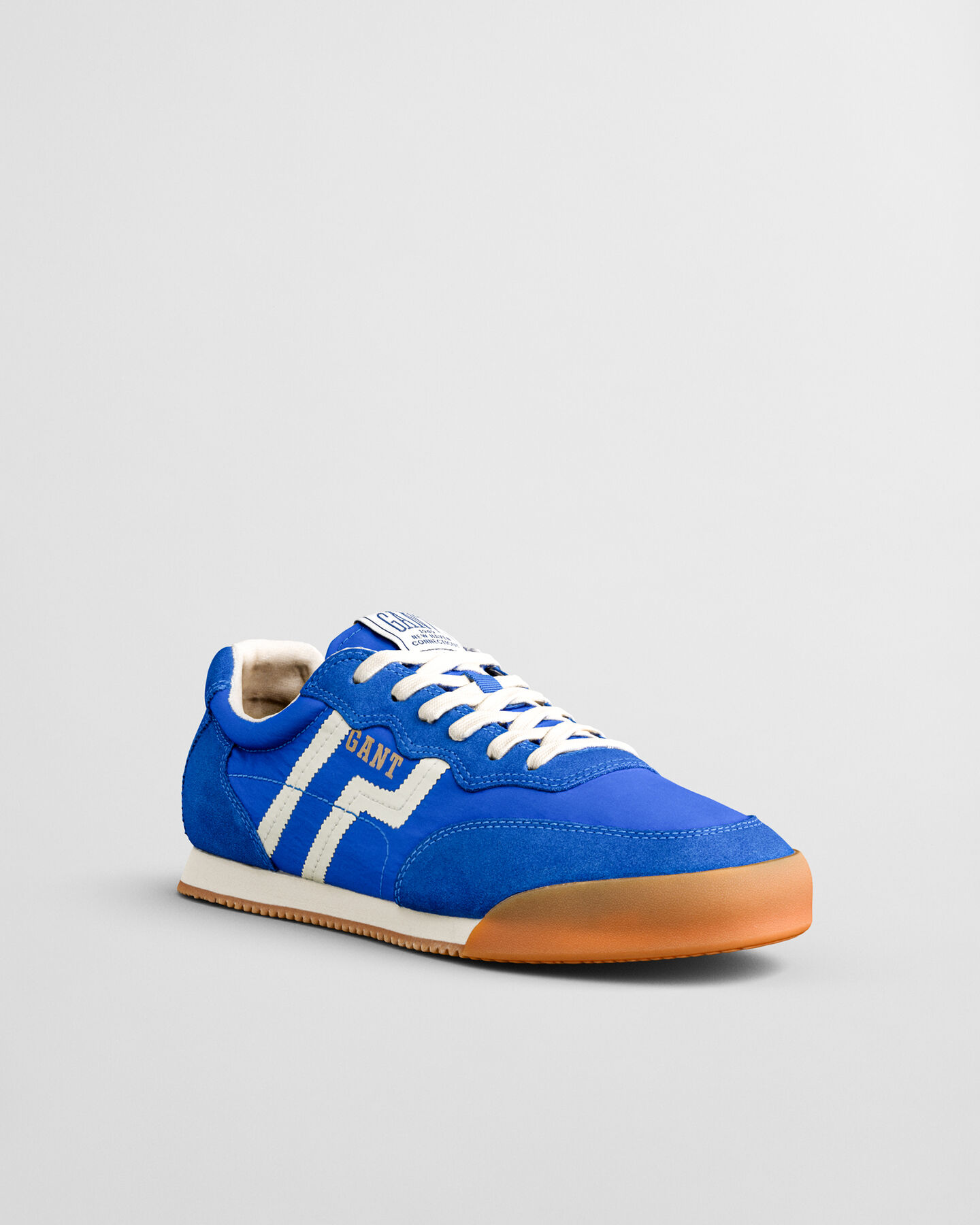 T&eacute;nis em camur&ccedil;a Beylana