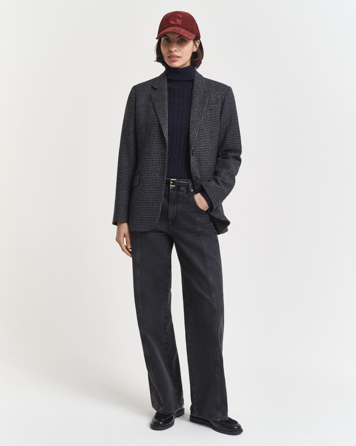 Camisola de gola alta em malha entrançada de algodão com elastano