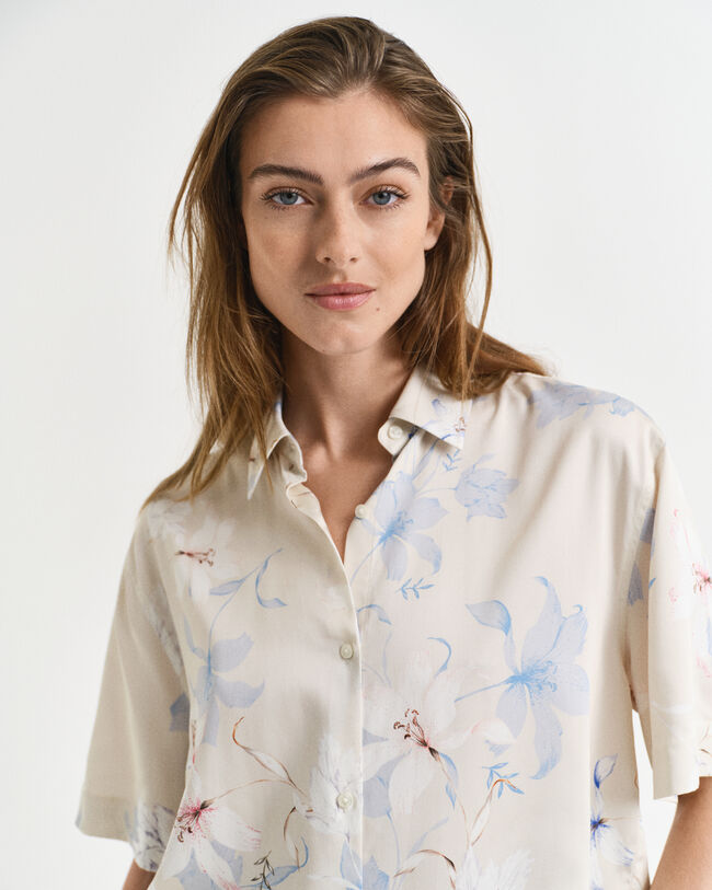 Camisa de manga curta com estampado floral regular fit