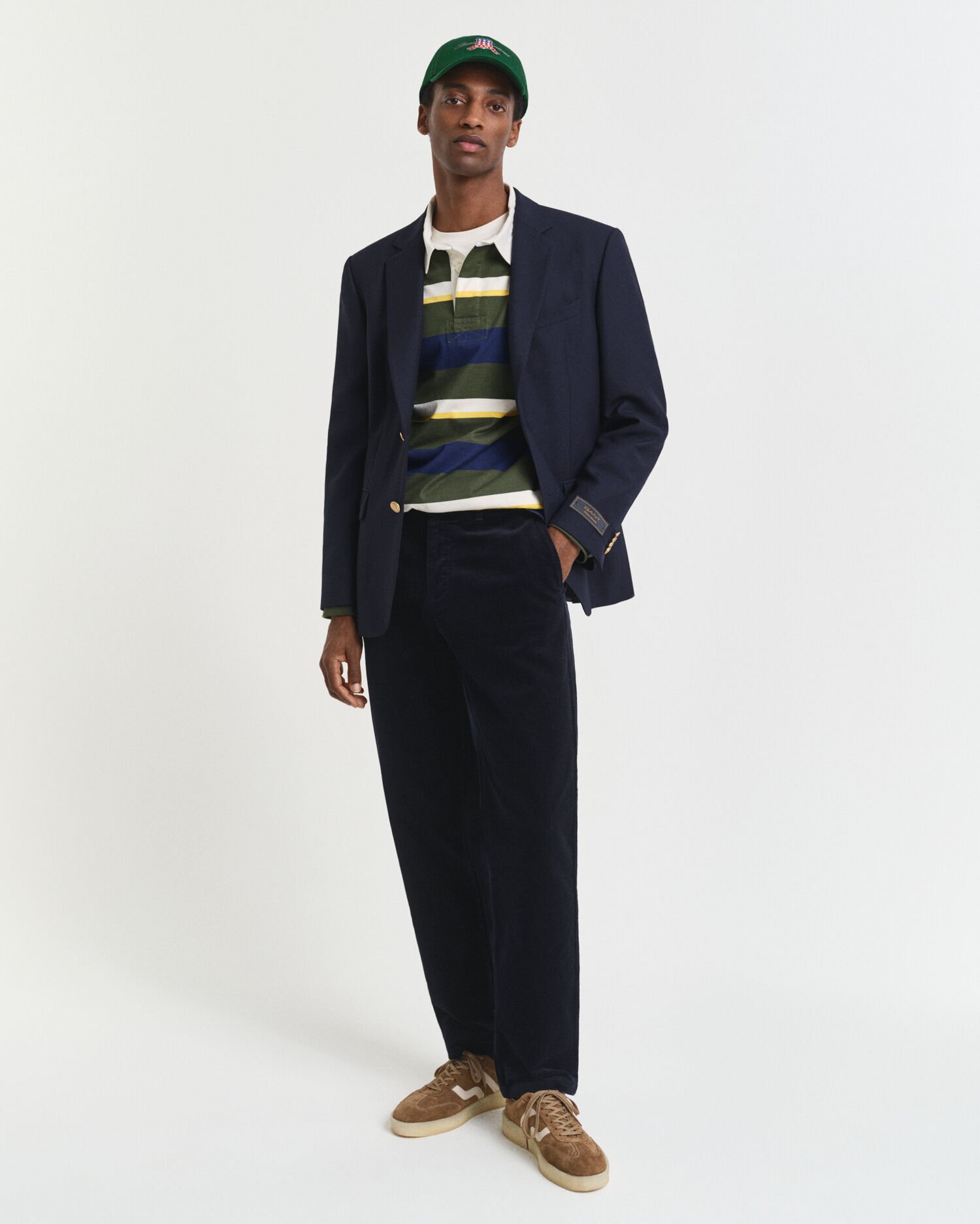 Calças chino em bombazina regular fit