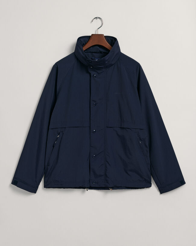 Casaco com mangas raglan