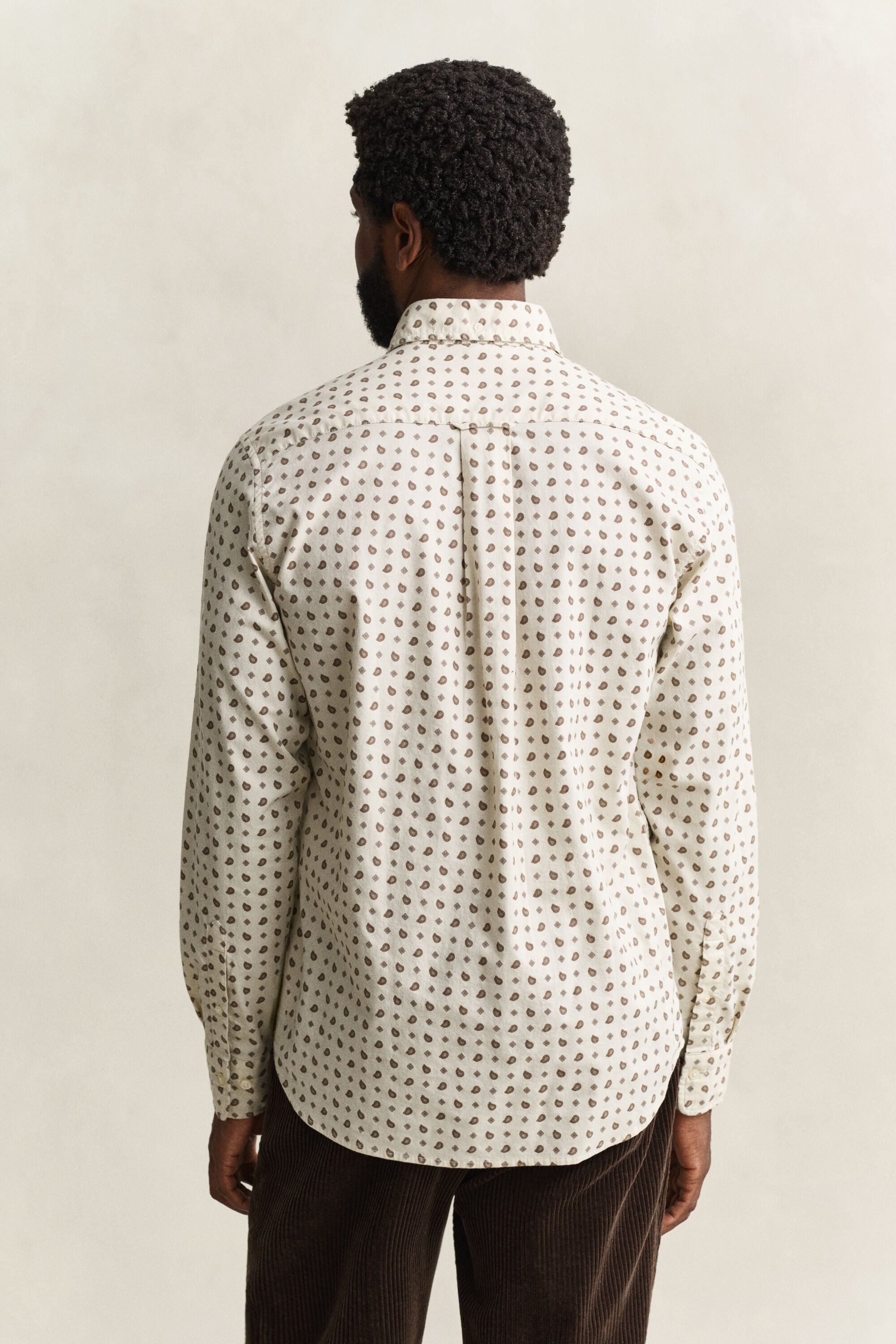 Camisa de sarja com padrão Paisley