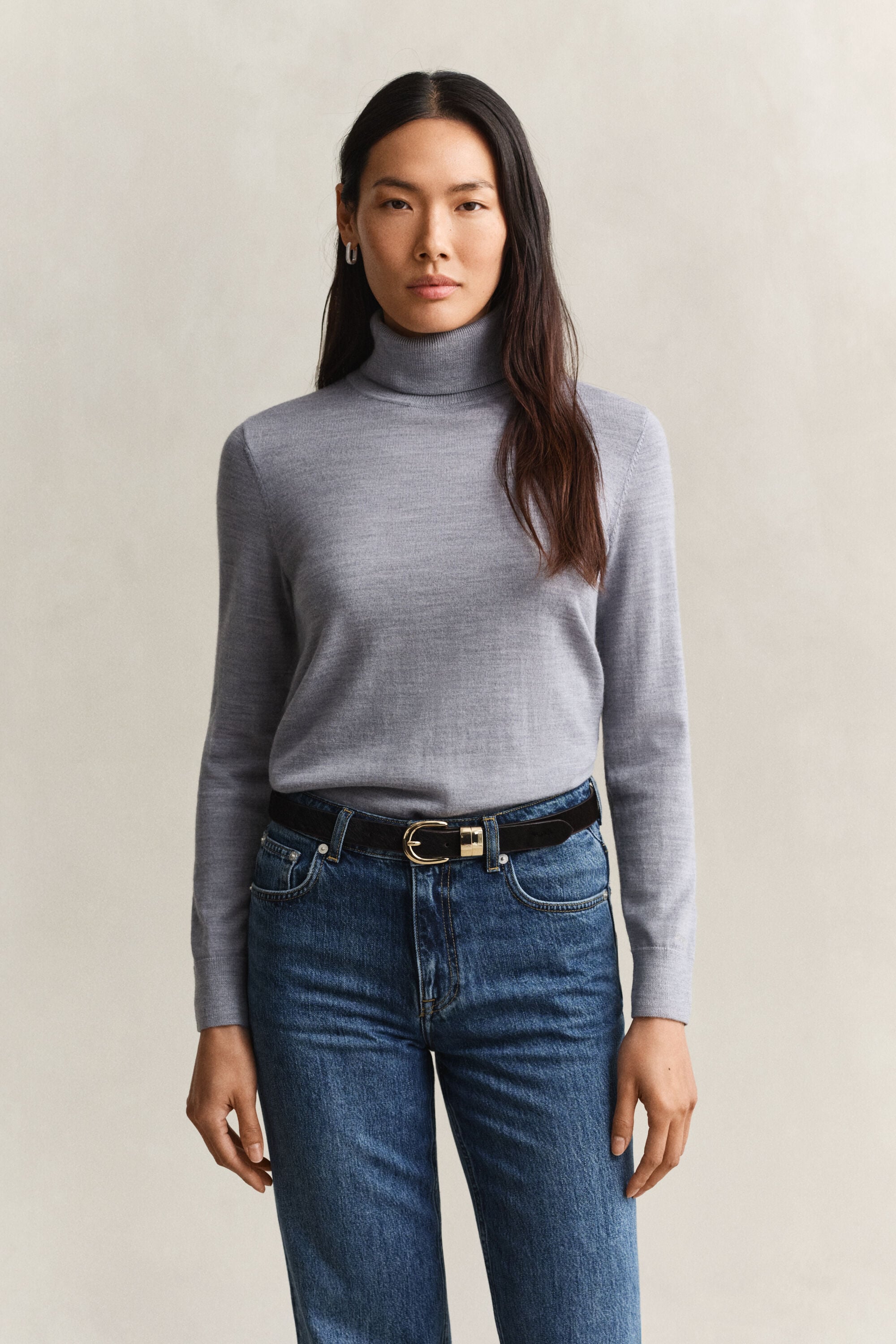 Camisola de gola alta em lã de merino extrafina