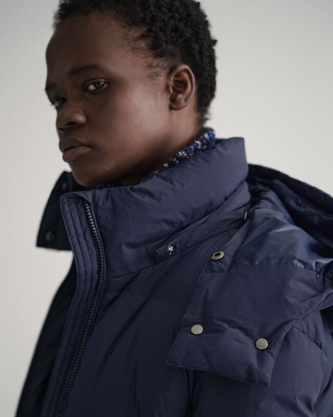 Sobretudo de penas comprido